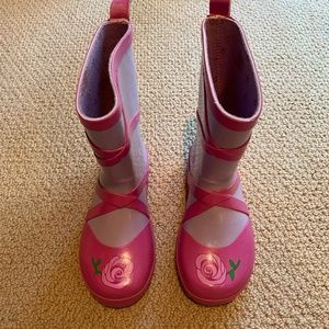 Girls Pointe Shoe Ballet Style Roses Rain Boots